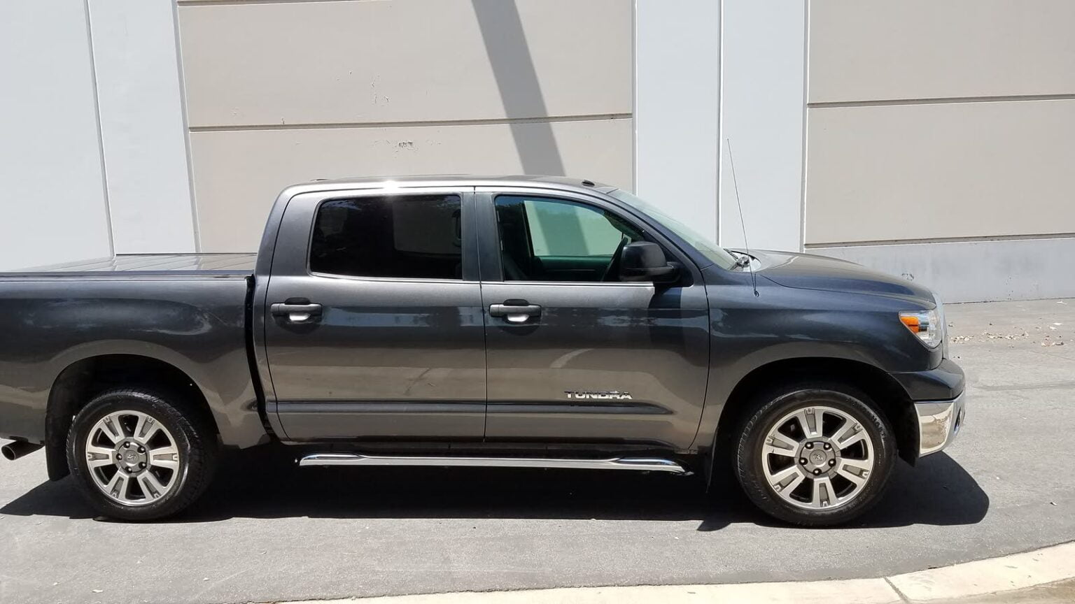 Manual Toyota Tundra 2013 de Usuario