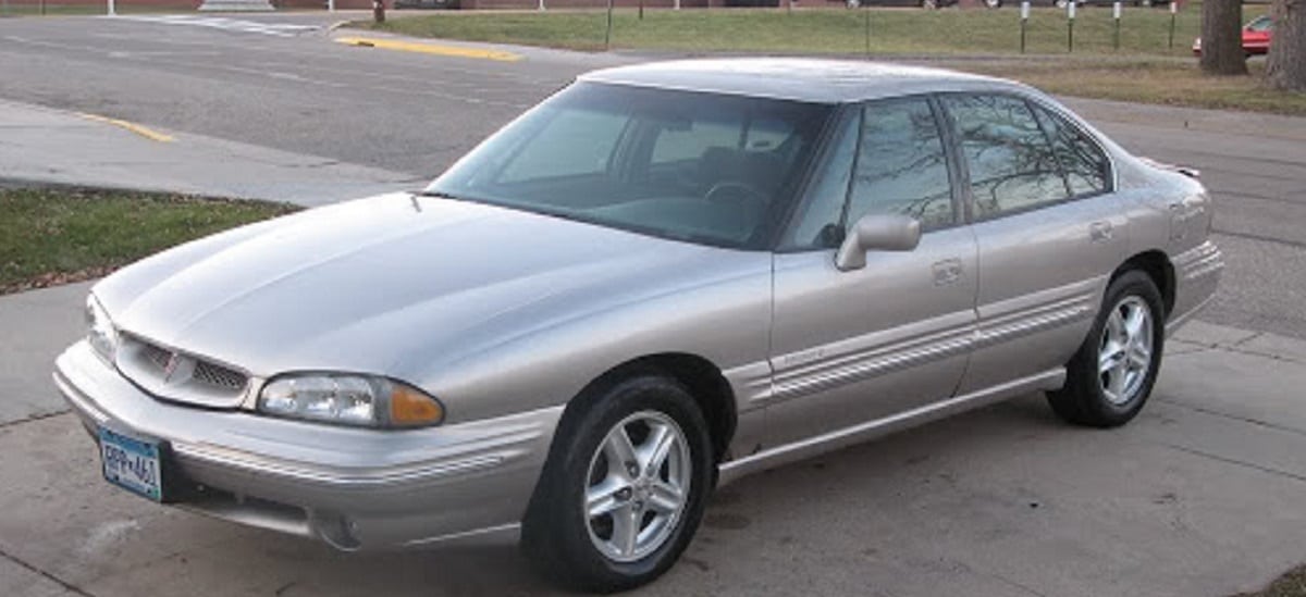 Manual PONTIAC BONNEVILLE 1998 de Usuario