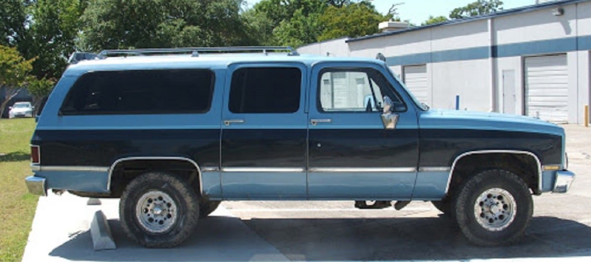 Manual GMC SUBURBAN 1999 de Usuario Gratis