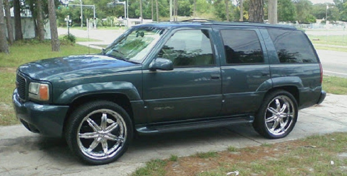 Manual GMC YUKON DENALI 1999 de Usuario Gratis