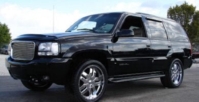 Manual GMC YUKON DENALI 2000 de Usuario Gratis