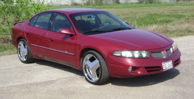 Manual PONTIAC BONNEVILLE 2003 de Usuario