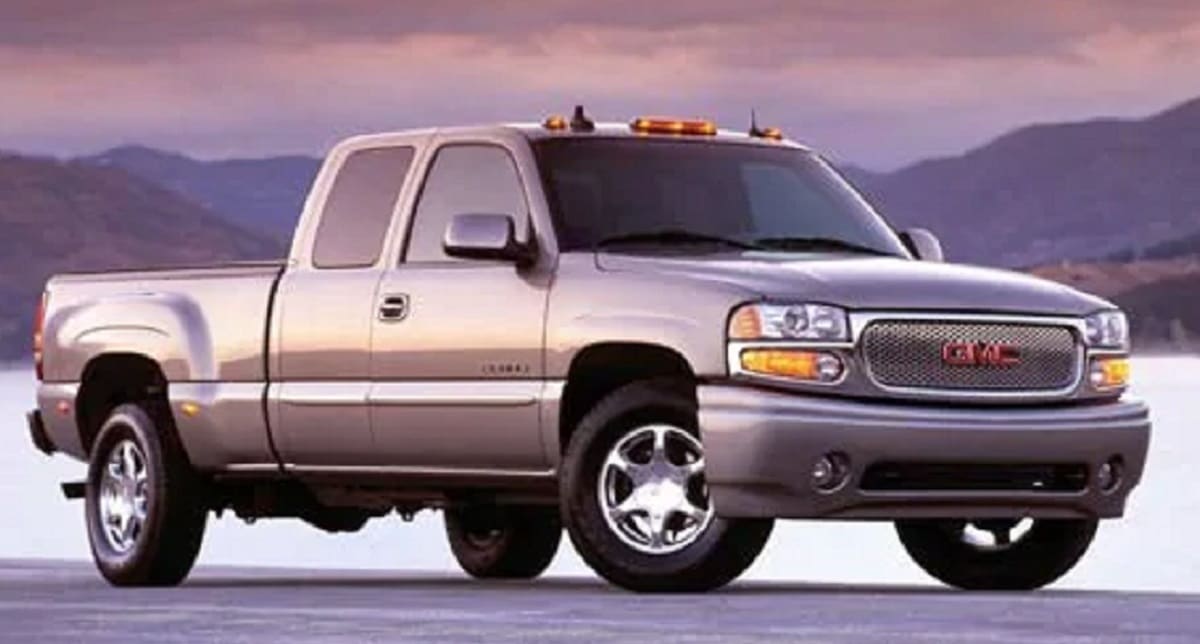 Manual GMC SIERRA DENALI 2004 de Usuario Gratis