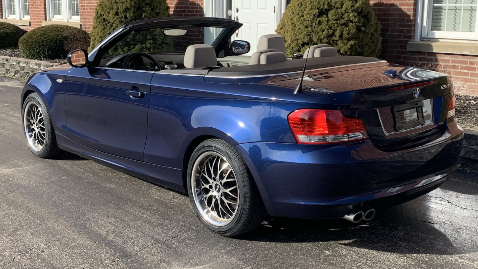 Manual BMW 128i CONVERTIBLE 2010 de Usuario