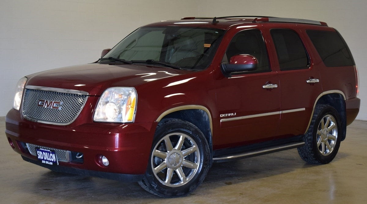 Manual GMC YUKON DENALI 2010 de Usuario Gratis