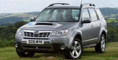 Manual SUBARU FORESTER 2011 de Usuario PDF Gratis