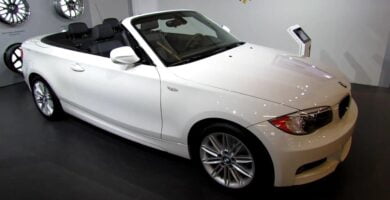 Manual BMW 128i CONVERTIBLE 2013 de Usuario