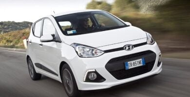 Manual HYUNDAI I-10 2013 de Usuario