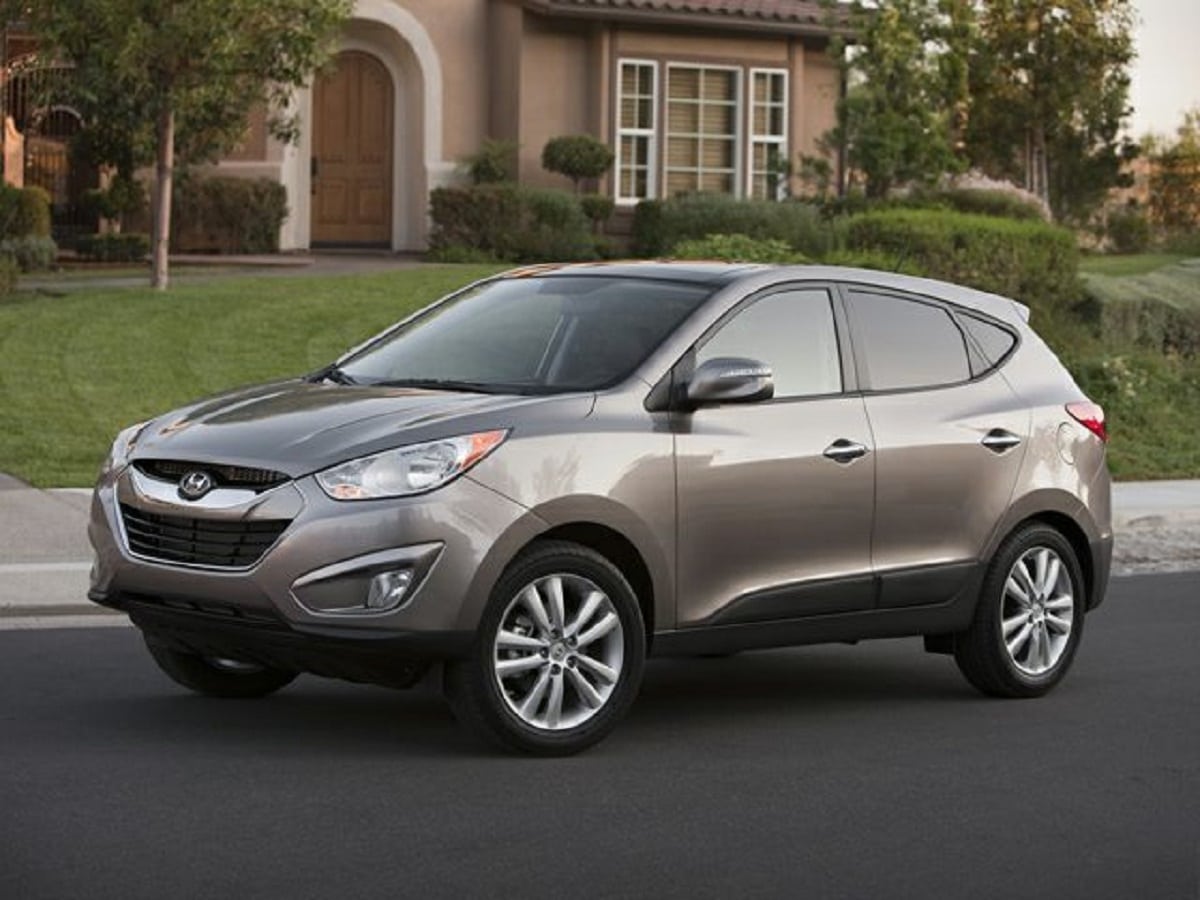 Manual HYUNDAI TUCSON 2013 de Usuario