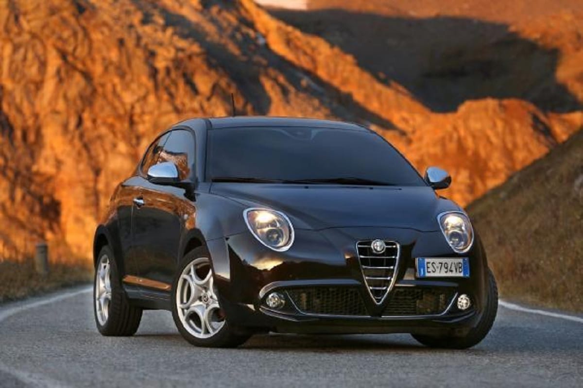 Manual ALFA ROMEO MITO 2014 de Usuario