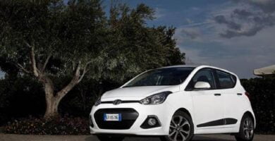 Manual HYUNDAI GRAND i10 2015 de Usuario