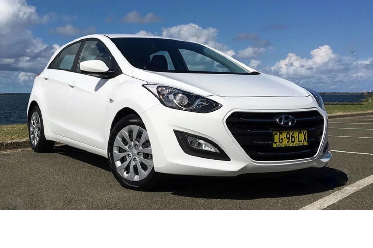 Manual HYUNDAI I-30 2016 de Usuario