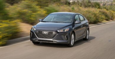 Manual HYUNDAI IONIQ 2017 de Usuario