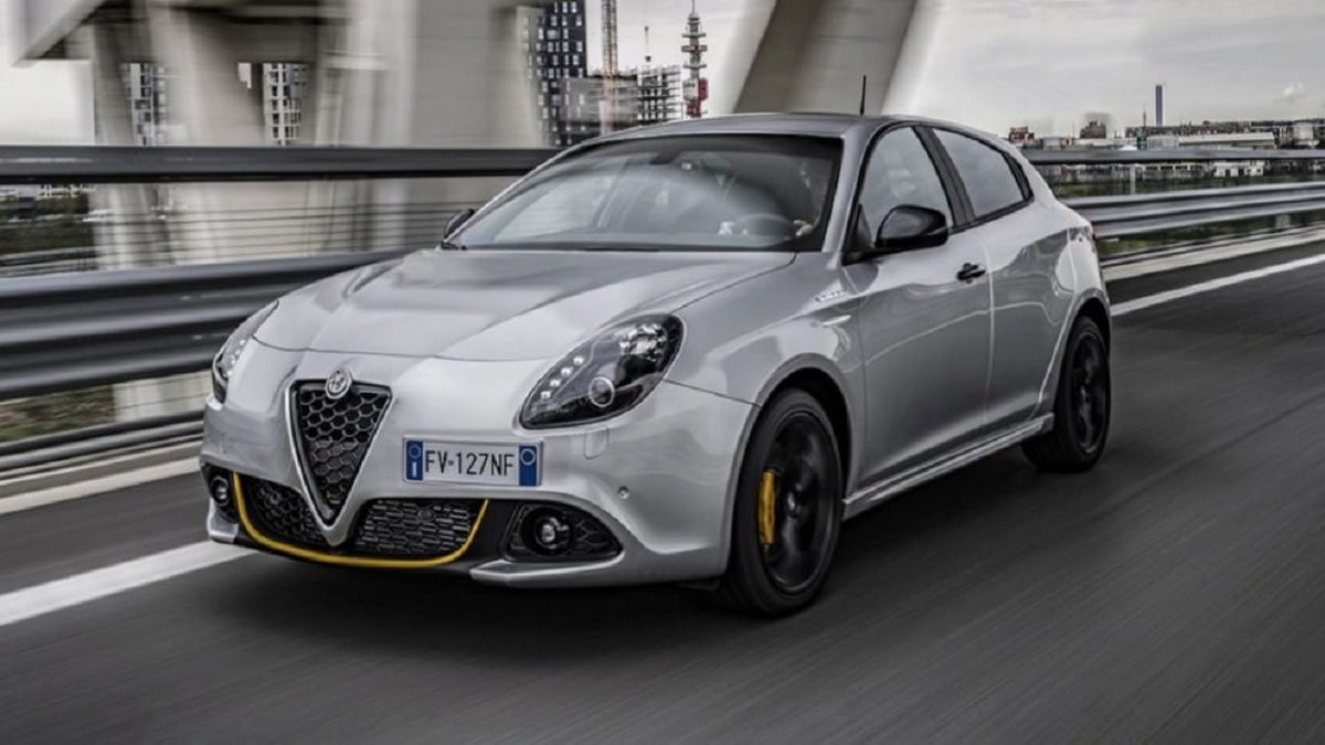 Manual ALFA ROMEO GIULIETTA 2019 de Usuario