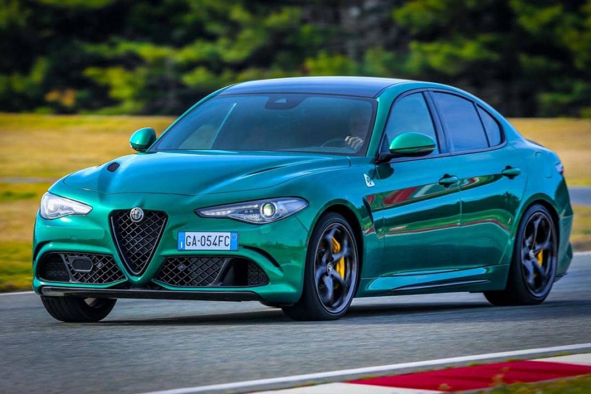 Manual ALFA ROMEO GIULIA 2020 de Usuario