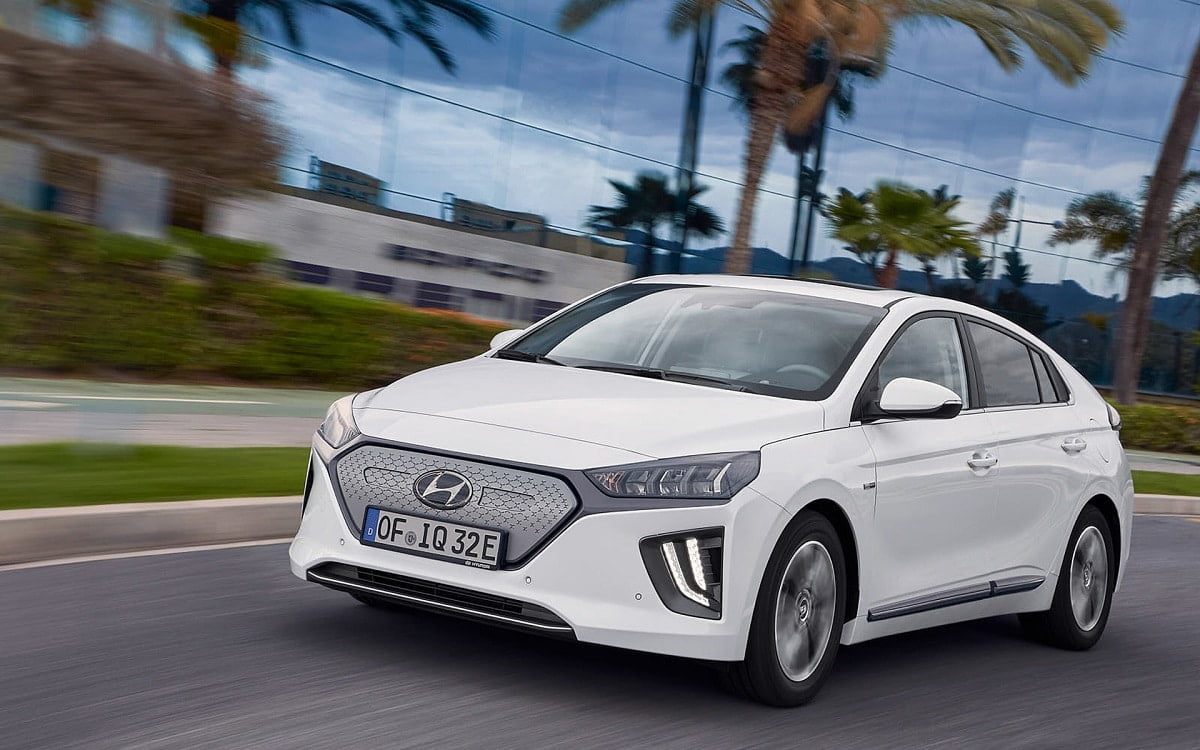 Manual HYUNDAI IONIQ ELECTRIC 2020 de Usuario