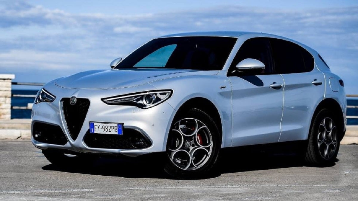 Manual ALFA ROMEO STELVIO 2020 de Usuario