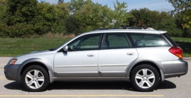 Manual SUBARU OUTBACK 2005 de Usuario PDF Gratis