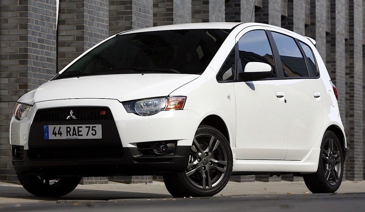 Manual MITSUBISHI COLT 2011 de Usuario PDF Gratis