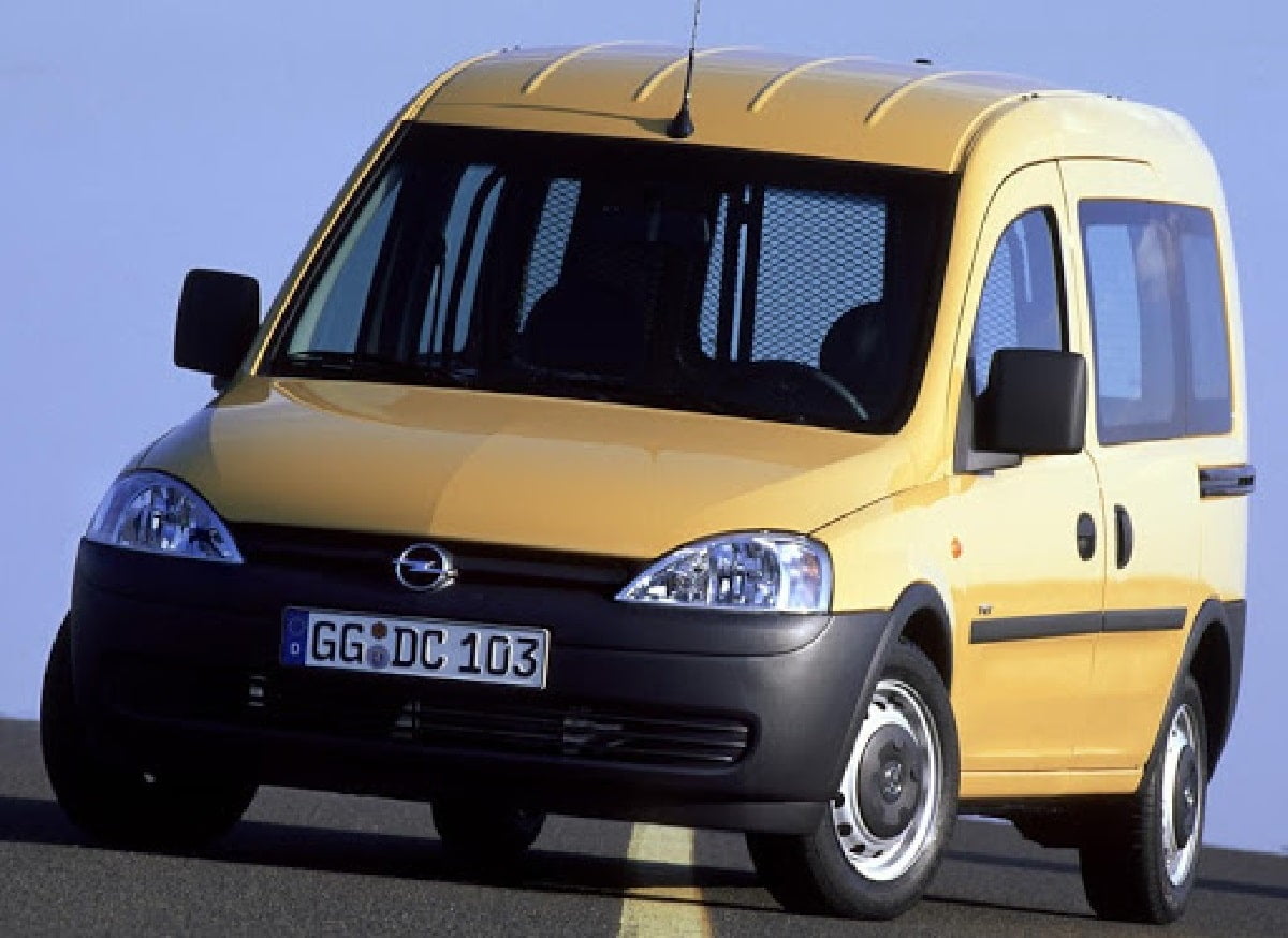 Manual OPEL COMBO 2011 de Usuario PDF Gratis