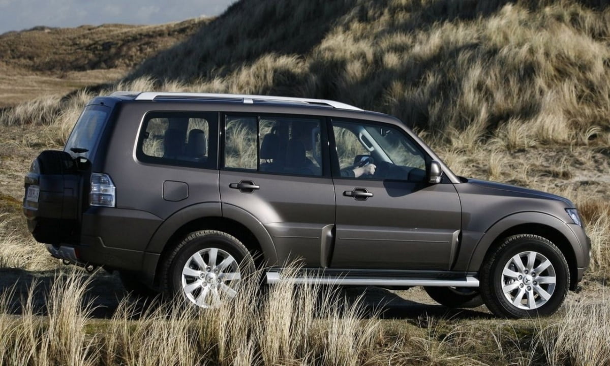 Manual MITSUBISHI PAJERO 2012 de Usuario PDF Gratis