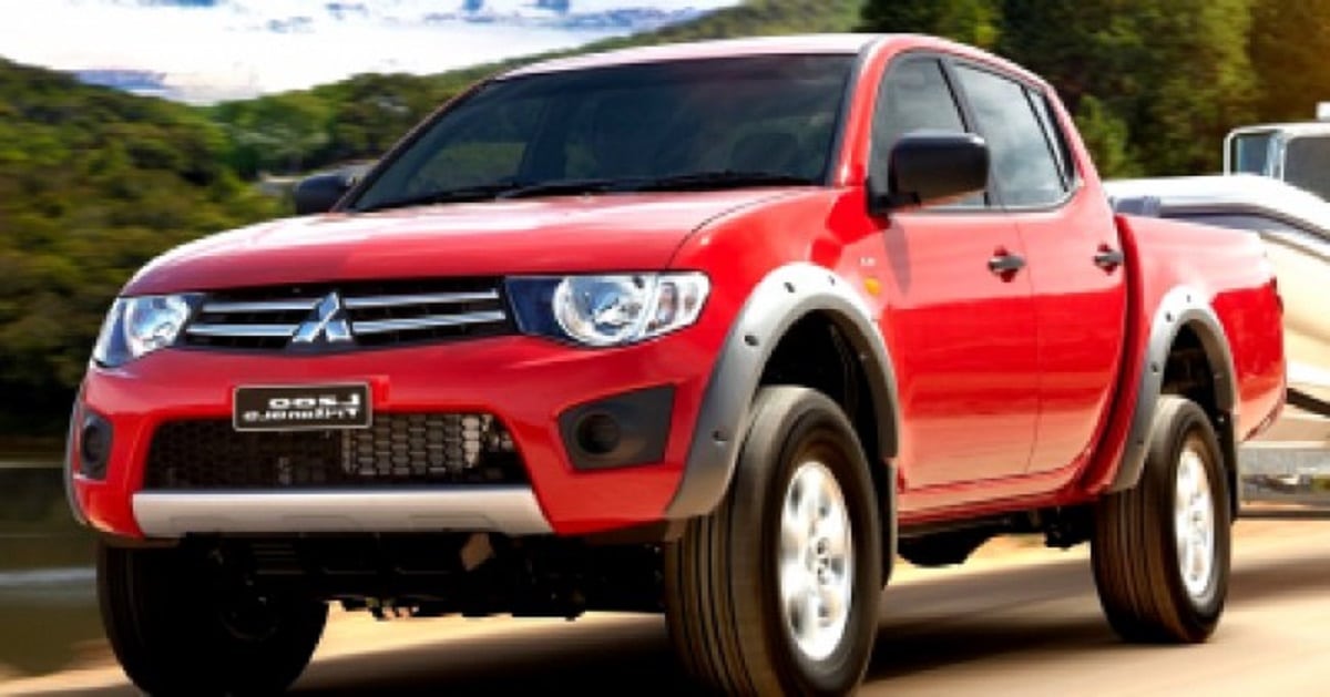 Manual MITSUBISHI L200 TRITON 2013 de Usuario PDF Gratis