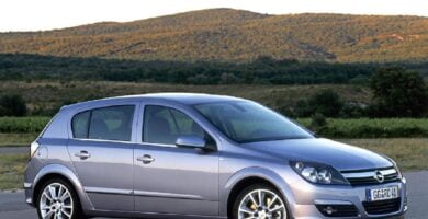 Manual OPEL ASTRA CLASSIC 2013 de Usuario PDF Gratis