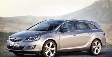 Manual OPEL ASTRA H 2013 de Usuario PDF Gratis