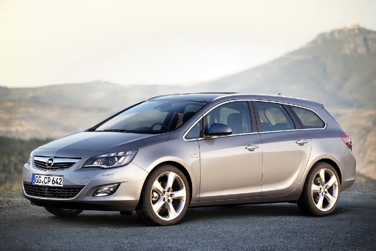 Manual OPEL ASTRA H 2013 de Usuario PDF Gratis