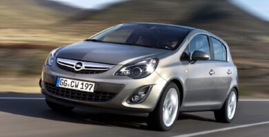 Manual OPEL CORSA 2013 de Usuario PDF Gratis