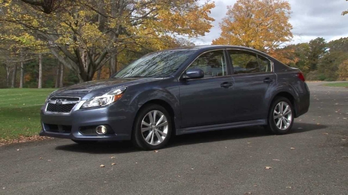 Manual SUBARU LEGACY 2013 de Usuario PDF Gratis