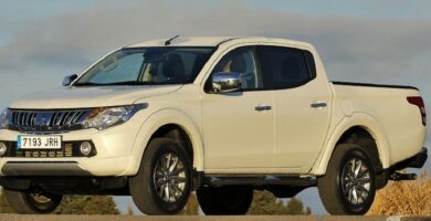 Manual MITSUBISHI L200 GL 2014 de Usuario PDF Gratis