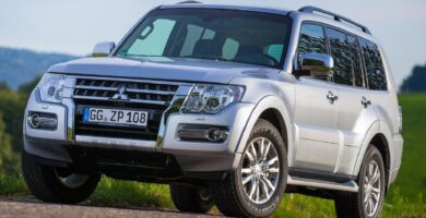 Manual MITSUBISHI PAJERO 2014 de Usuario PDF Gratis