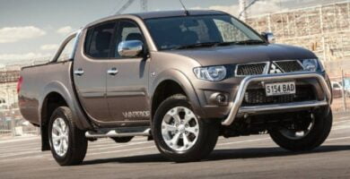 Manual MITSUBISHI L200 TRITON 2015 de Usuario PDF Gratis