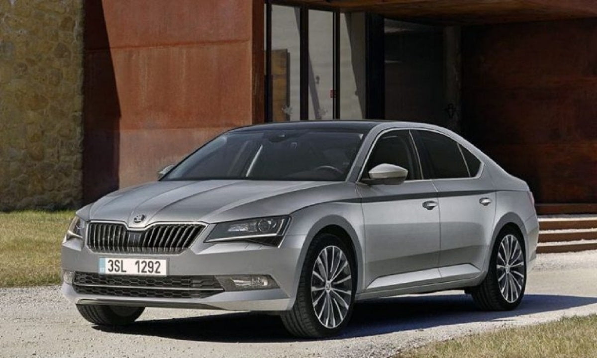 Manual SKODA SUPERB 2016 de Usuario PDF Gratis