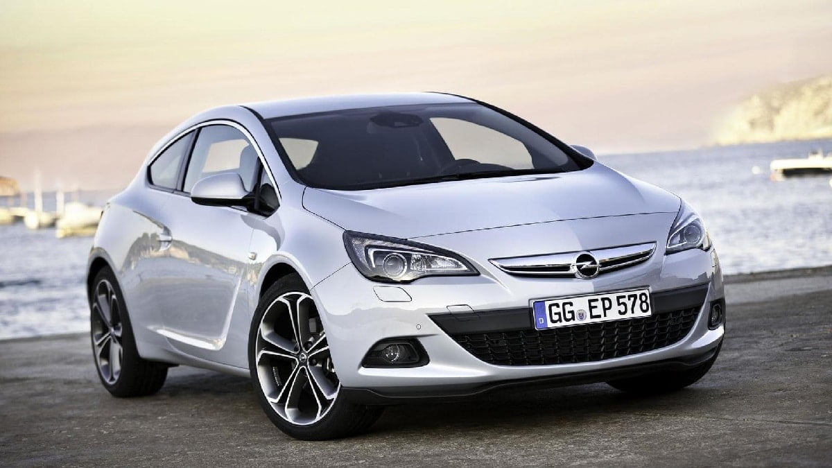 Manual OPEL ASTRA GTC 2017 de Usuario PDF Gratis