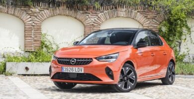 Manual OPEL CORSA 2017 de Usuario PDF Gratis