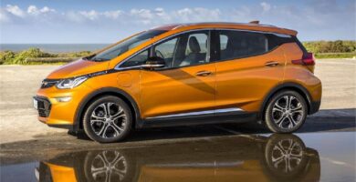 Manual OPEL AMPERA E 2018 de Usuario PDF Gratis