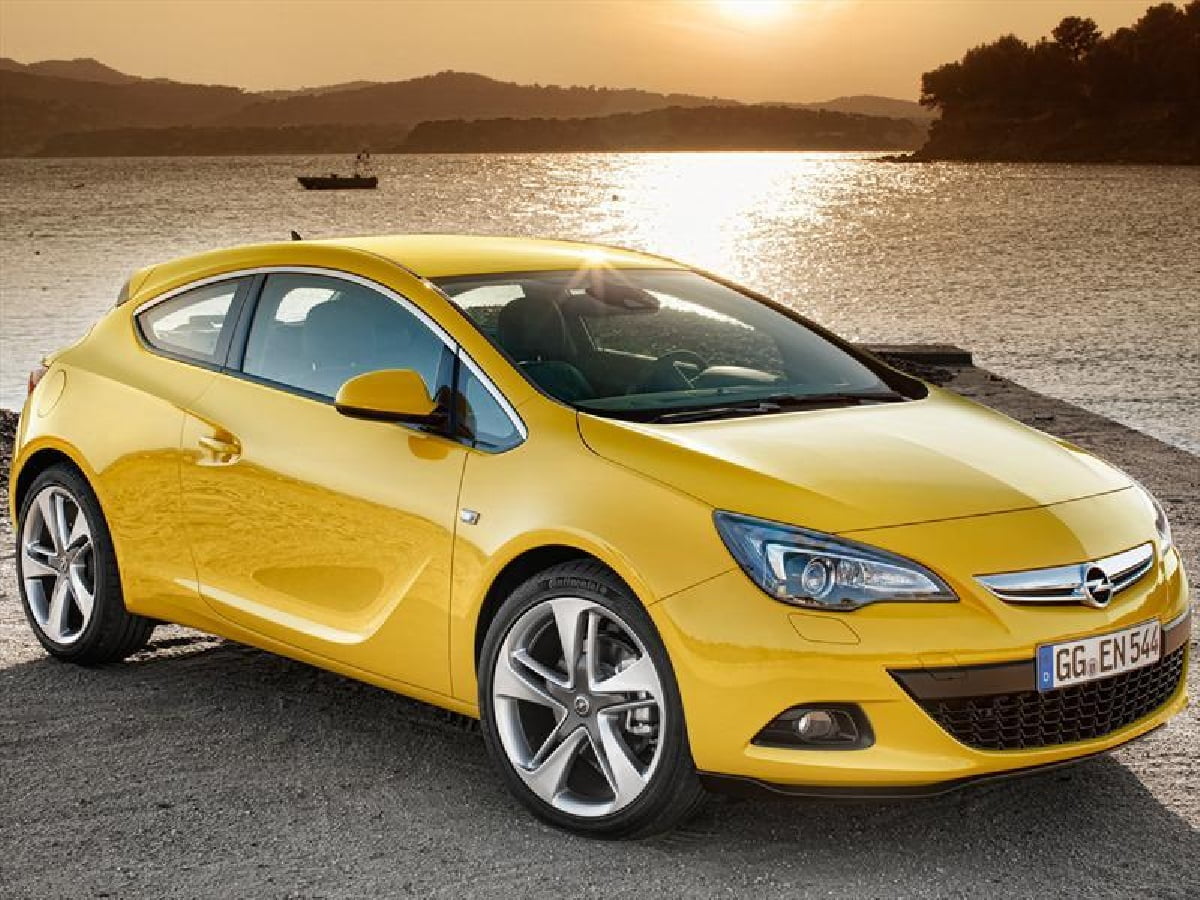 Manual OPEL ASTRA GTC 2018 de Usuario PDF Gratis