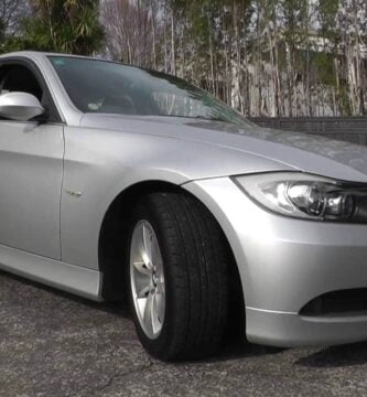 Manual BMW 323i 2007 de Usuario