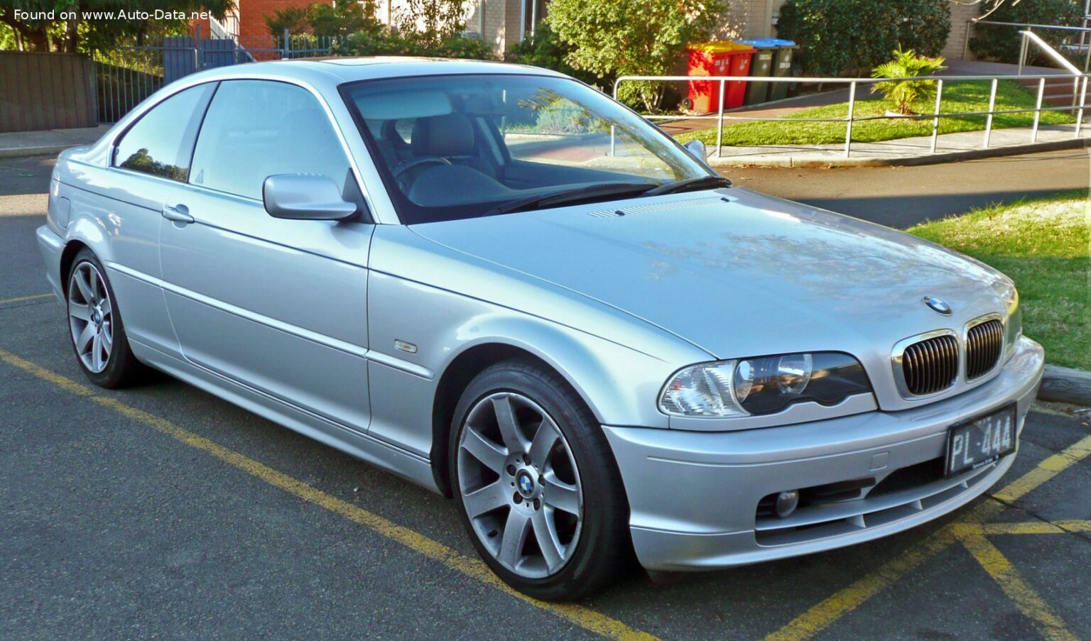 Manual BMW 325Ci 2001 de Usuario