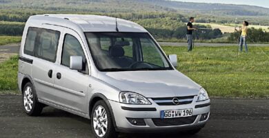 Manual OPEL COMBO C 2011 de Usuario PDF Gratis