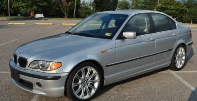 Manual BMW 330i 2002 de Usuario