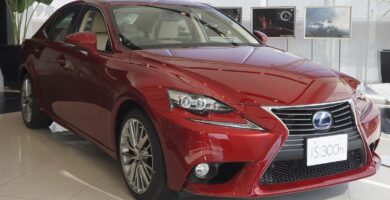 Manual LEXUS IS300h 2013