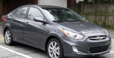 HYUNDAI ACCENT 2012 Manual de Reparación