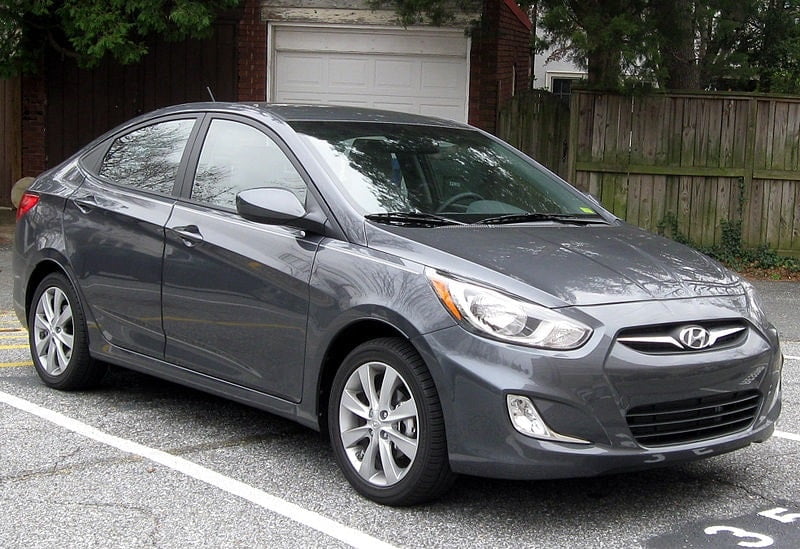 HYUNDAI ACCENT 2012 Manual de Reparación