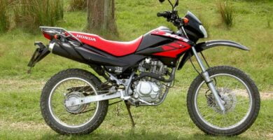 Manual Moto HONDA XL 2011 de Usuario PDF GRATIS