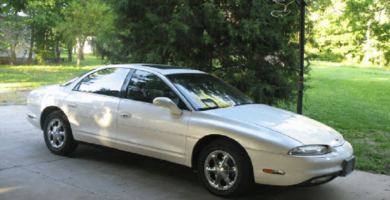 Manual OLDSMOBILE AURORA 1996 de Usuario