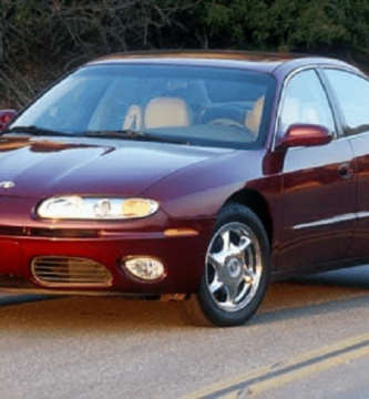 Manual OLDSMOBILE AURORA 2002 de Usuario