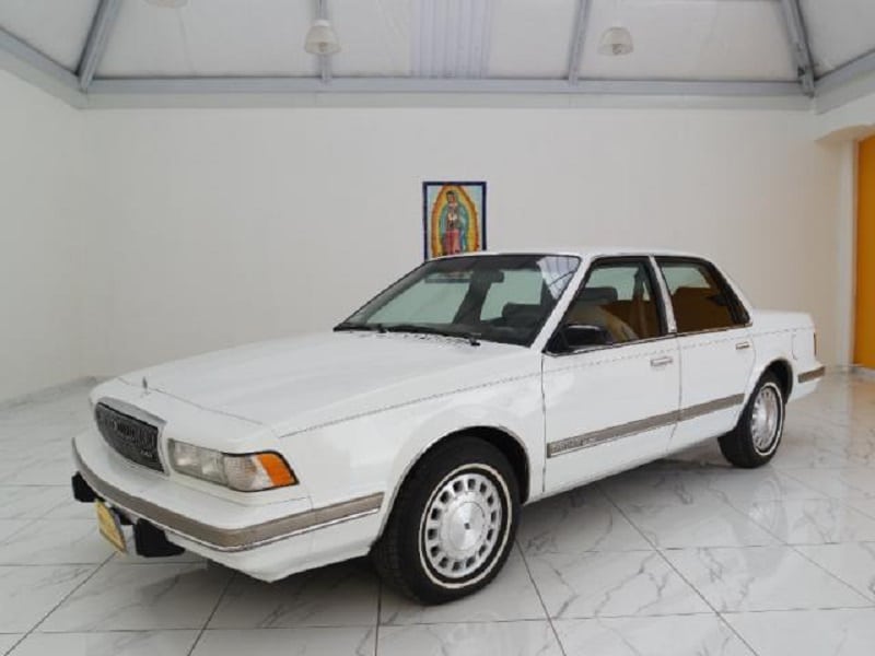 Manual BUICK CENTURY 1995 de Usuario